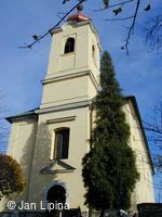 Farní kostel sv. Petra a Pavla